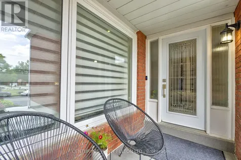 109 Woodcroft Lane Vaughan (west Woodbridge) ON L4L 6T2