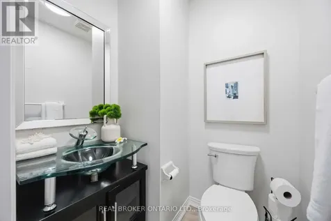 50 Robert Grundy Road Markham (cachet) ON L6C 3A3