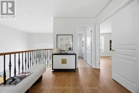50 Robert Grundy Road Markham (cachet) ON L6C 3A3