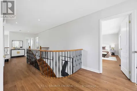 50 Robert Grundy Road Markham (cachet) ON L6C 3A3