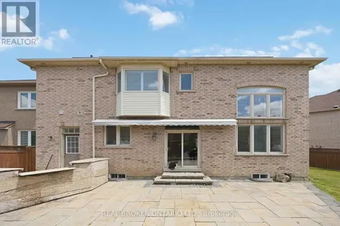 50 Robert Grundy Road Markham (cachet) ON L6C 3A3