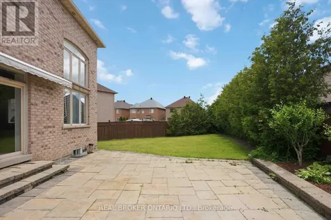 50 Robert Grundy Road Markham (cachet) ON L6C 3A3