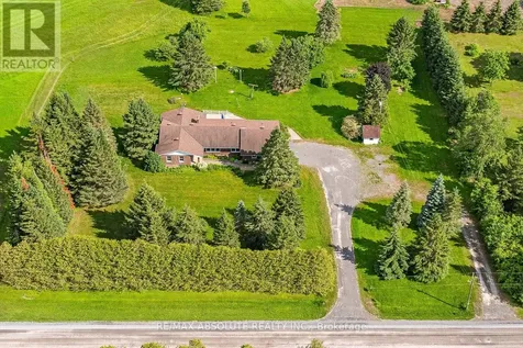 2772 Harbison Road Ottawa ON K0A 2Z0