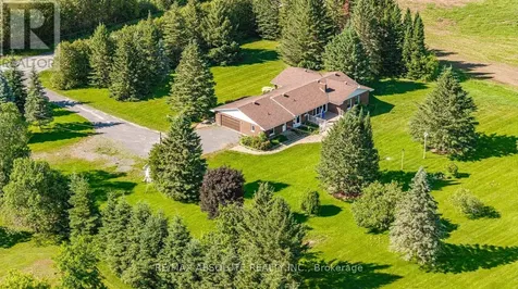2772 Harbison Road Ottawa ON K0A 2Z0