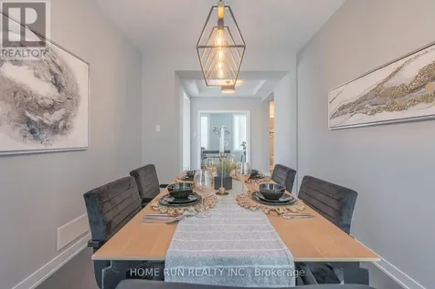 271 Ketchikan Crescent Ottawa ON K2T 0S2