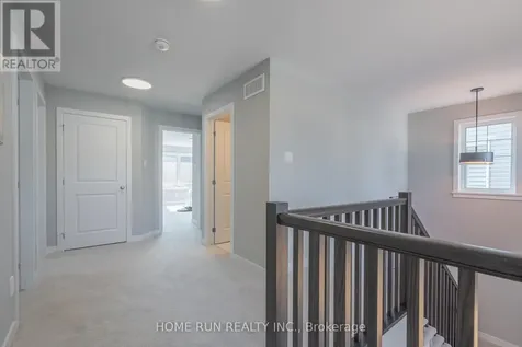 271 Ketchikan Crescent Ottawa ON K2T 0S2