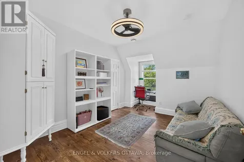 119 Strathcona Avenue Ottawa ON K1S 1X5