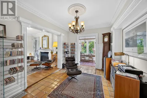 119 Strathcona Avenue Ottawa ON K1S 1X5