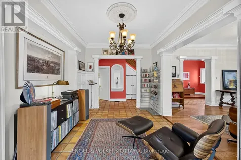 119 Strathcona Avenue Ottawa ON K1S 1X5