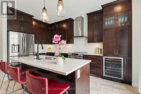 129 Robin Easey Avenue Ottawa ON K2J 6V4