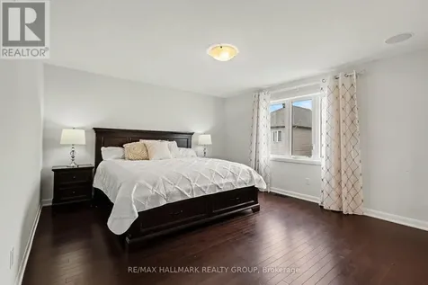 129 Robin Easey Avenue Ottawa ON K2J 6V4