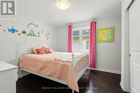 129 Robin Easey Avenue Ottawa ON K2J 6V4