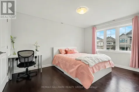 129 Robin Easey Avenue Ottawa ON K2J 6V4