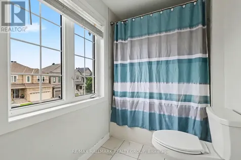 129 Robin Easey Avenue Ottawa ON K2J 6V4