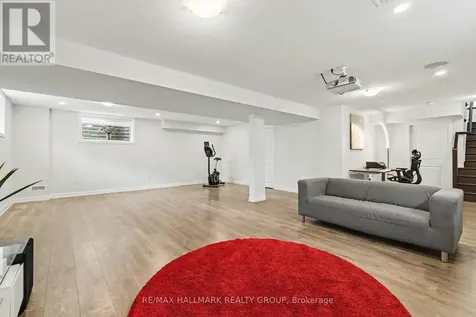129 Robin Easey Avenue Ottawa ON K2J 6V4