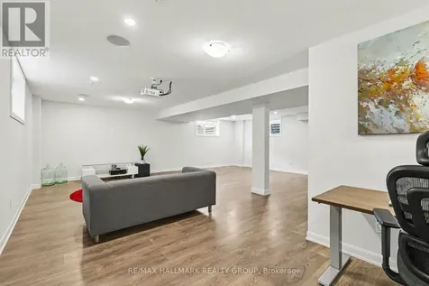 129 Robin Easey Avenue Ottawa ON K2J 6V4