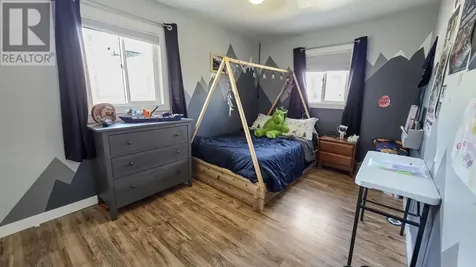 912 Ninth Street Kenora ON P9N 2T2