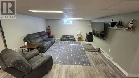 912 Ninth Street Kenora ON P9N 2T2