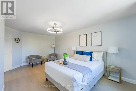 208 Blackdome Crescent Ottawa ON K2T 1A6