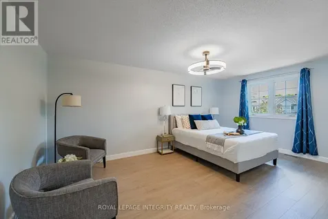 208 Blackdome Crescent Ottawa ON K2T 1A6