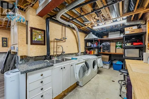 208 Blackdome Crescent Ottawa ON K2T 1A6