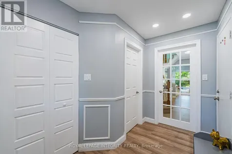 208 Blackdome Crescent Ottawa ON K2T 1A6