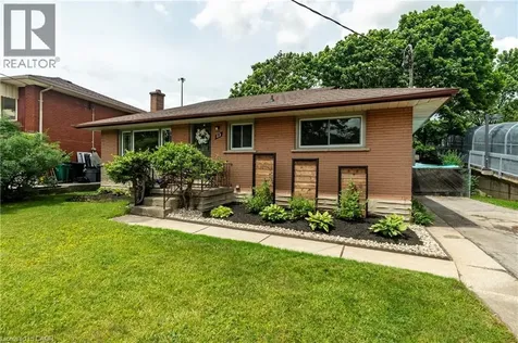 62 Boniface Avenue Kitchener ON N2C 1L9