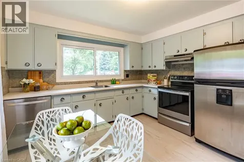62 Boniface Avenue Kitchener ON N2C 1L9