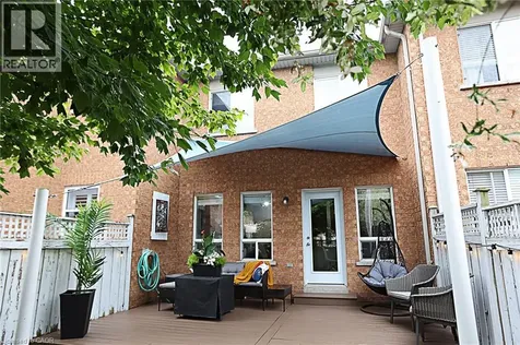 1815 Mccoy Avenue Burlington ON L7L 7L8