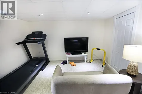 1815 Mccoy Avenue Burlington ON L7L 7L8