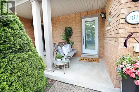 1815 Mccoy Avenue Burlington ON L7L 7L8
