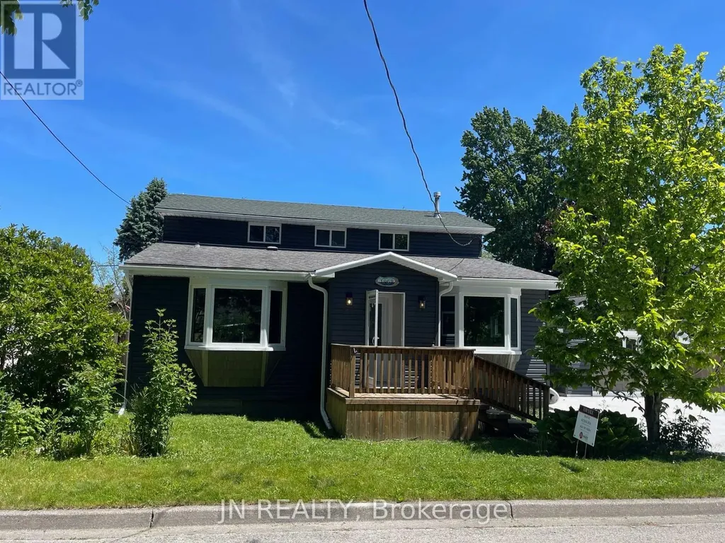 1962 Franklin Avenue West Sarnia ON N0N 1C0