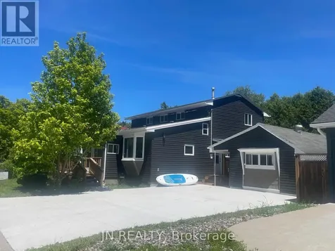 1962 Franklin Avenue West Sarnia ON N0N 1C0