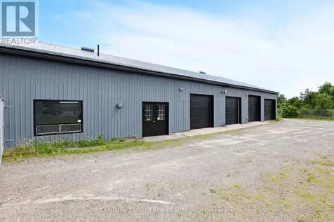 42 Union Street Smiths Falls ON K7A 5C4