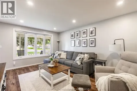 63 Rossini Crescent Chatham ON N7L 4N2
