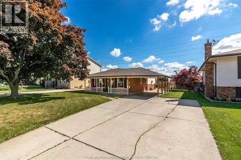 63 Rossini Crescent Chatham ON N7L 4N2