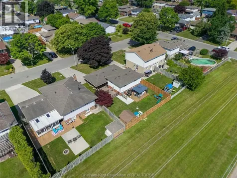 63 Rossini Crescent Chatham ON N7L 4N2