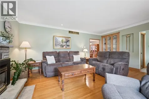 317 Pandora Avenue North Kitchener ON N2H 3E4