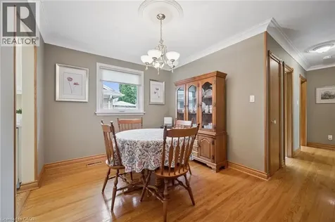 317 Pandora Avenue North Kitchener ON N2H 3E4