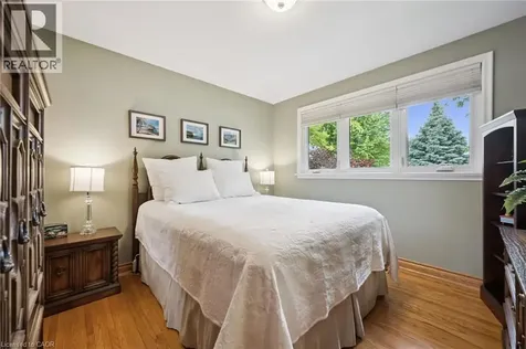 317 Pandora Avenue North Kitchener ON N2H 3E4