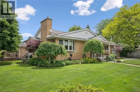 317 Pandora Avenue North Kitchener ON N2H 3E4