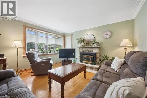 317 Pandora Avenue North Kitchener ON N2H 3E4