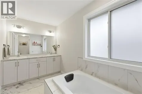 39 Dunning Way St. Thomas ON N5R 0P7