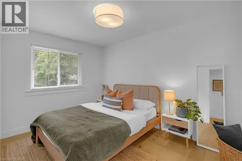 5211 Tamarac Drive Burlington ON L7L 3N3