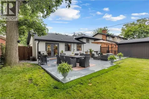 5211 Tamarac Drive Burlington ON L7L 3N3