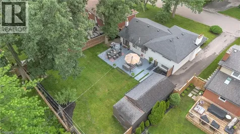 5211 Tamarac Drive Burlington ON L7L 3N3