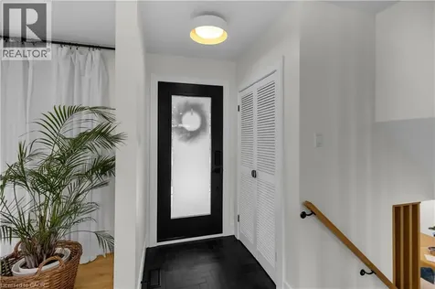 5211 Tamarac Drive Burlington ON L7L 3N3