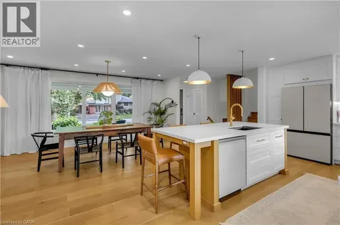 5211 Tamarac Drive Burlington ON L7L 3N3