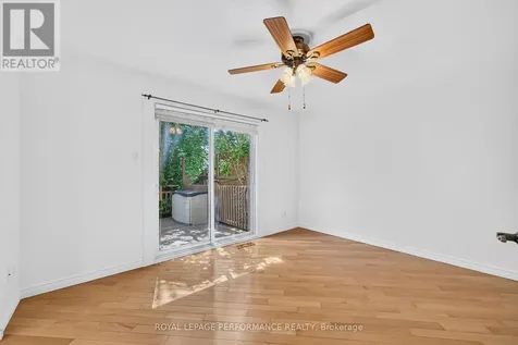 2365 Keystone Court Ottawa ON K1W 1B1