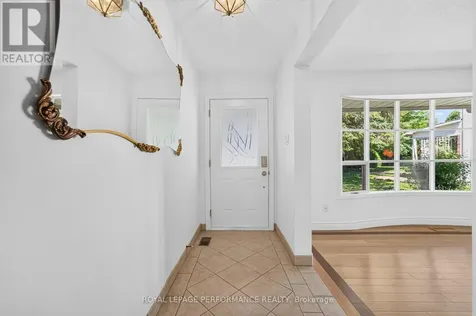 2365 Keystone Court Ottawa ON K1W 1B1